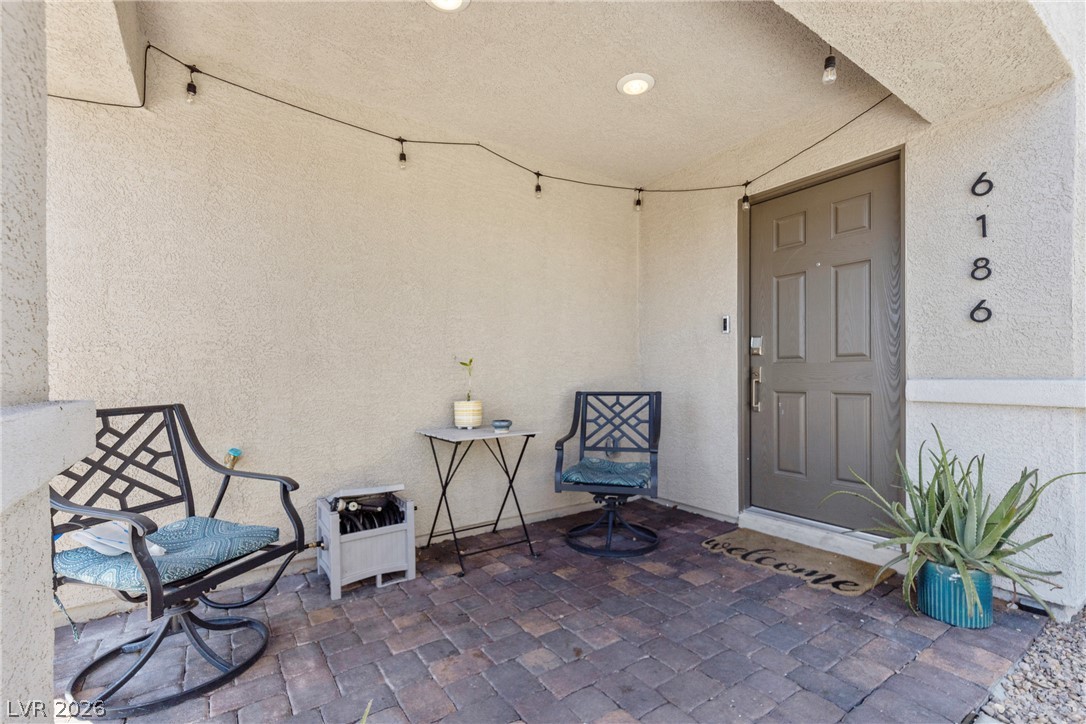 6186 Rathbone Street Property Photo 3