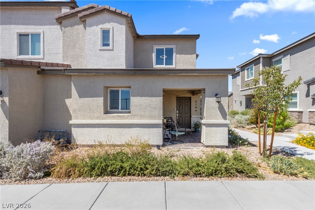 6186 Rathbone Street Property Photo 4
