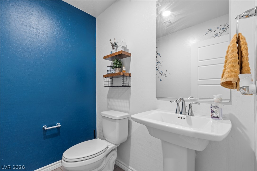 6186 Rathbone Street Property Photo 10