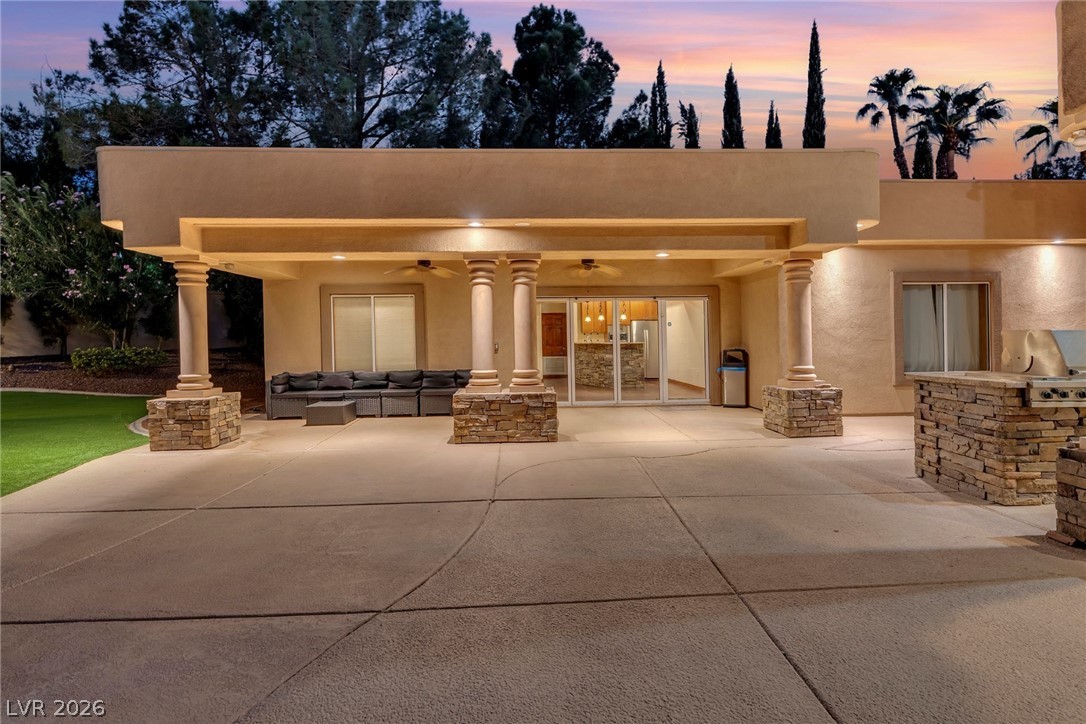 1008 Trophy Hills Drive Property Photo 13