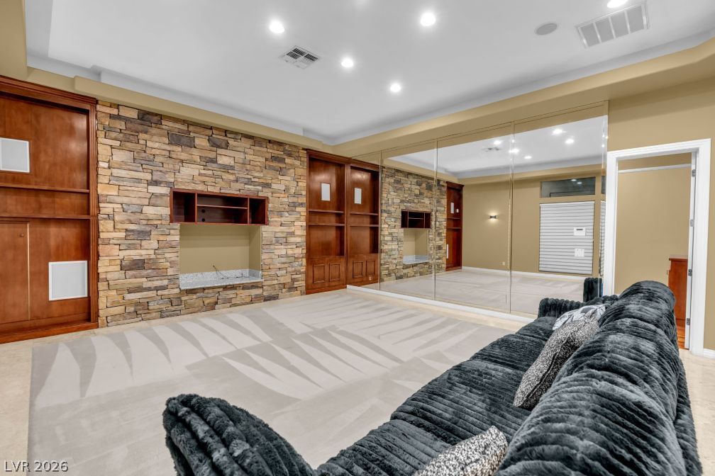 1008 Trophy Hills Drive Property Photo 18