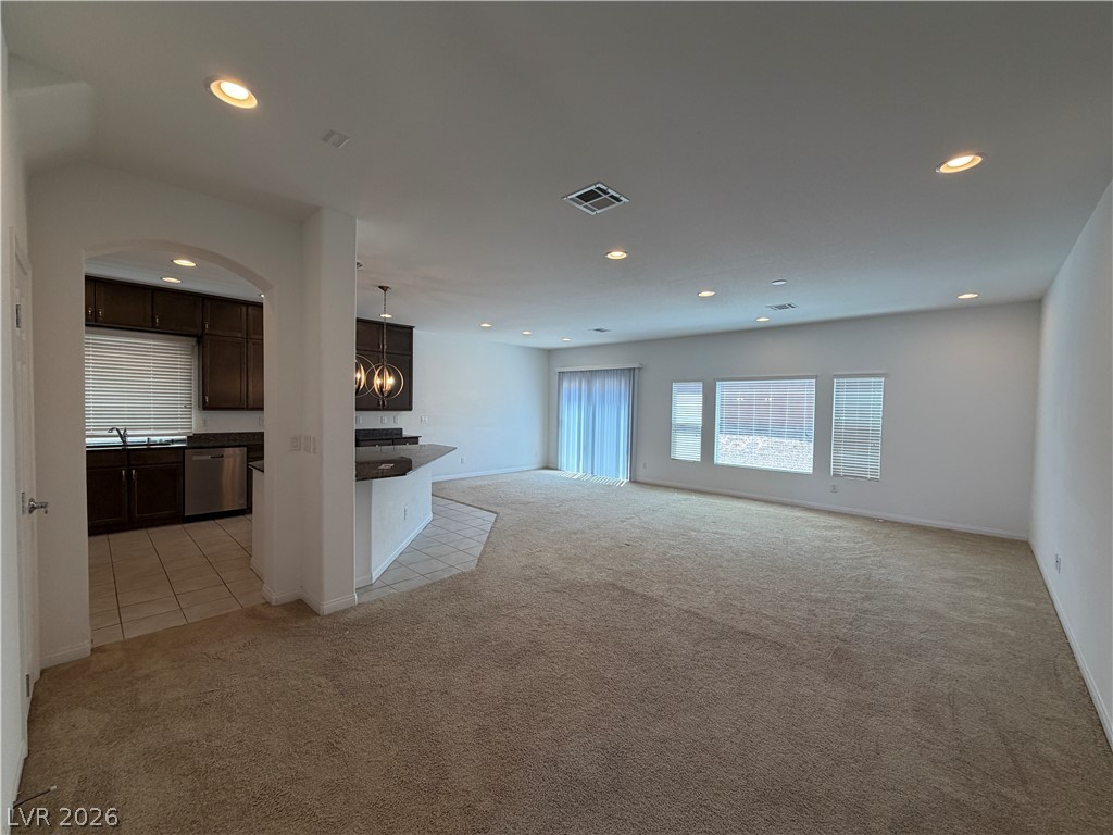 7869 Tyrell Peaks Street Property Photo 4