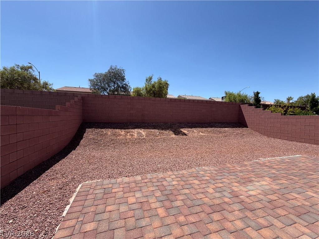7869 Tyrell Peaks Street Property Photo 30