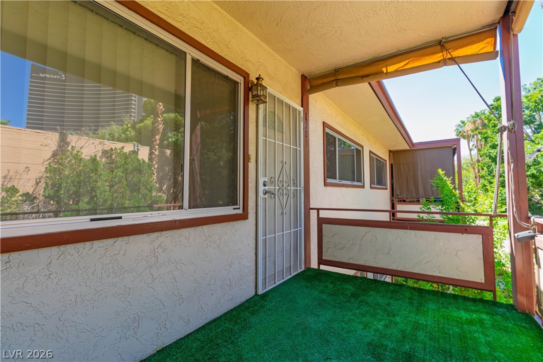 350 East Desert Inn Road G203 Property Photo 10