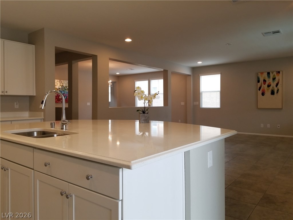 9284 Valley Betica Avenue Property Photo 10