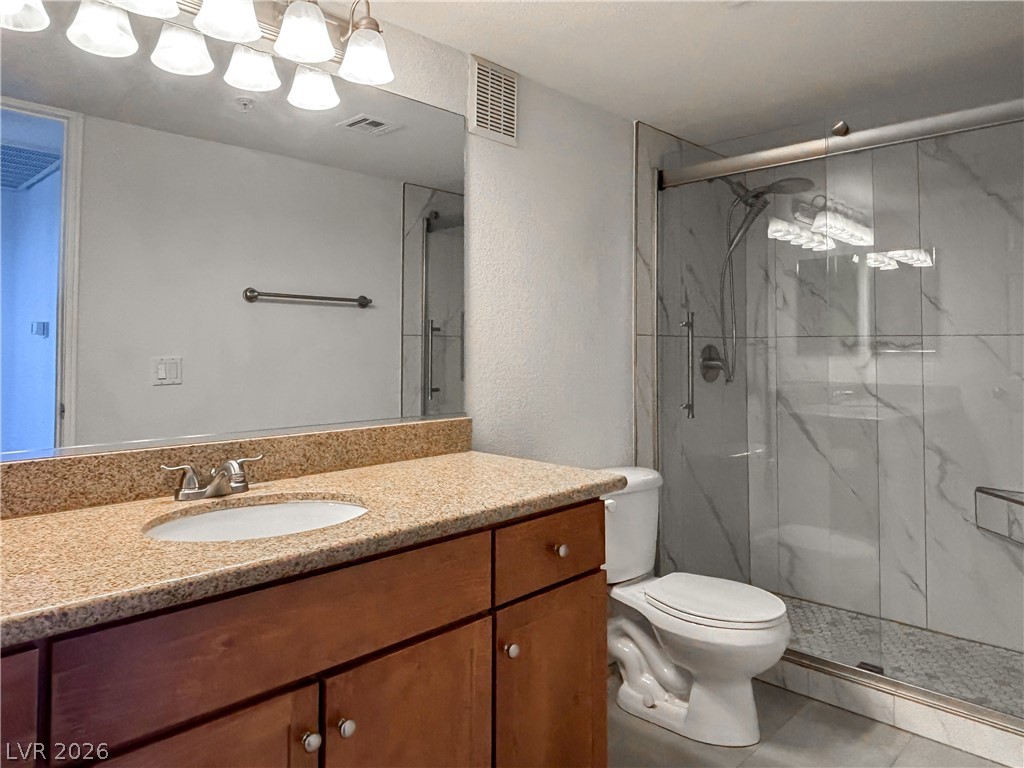 4400 South Jones Boulevard 3086 Property Photo 16