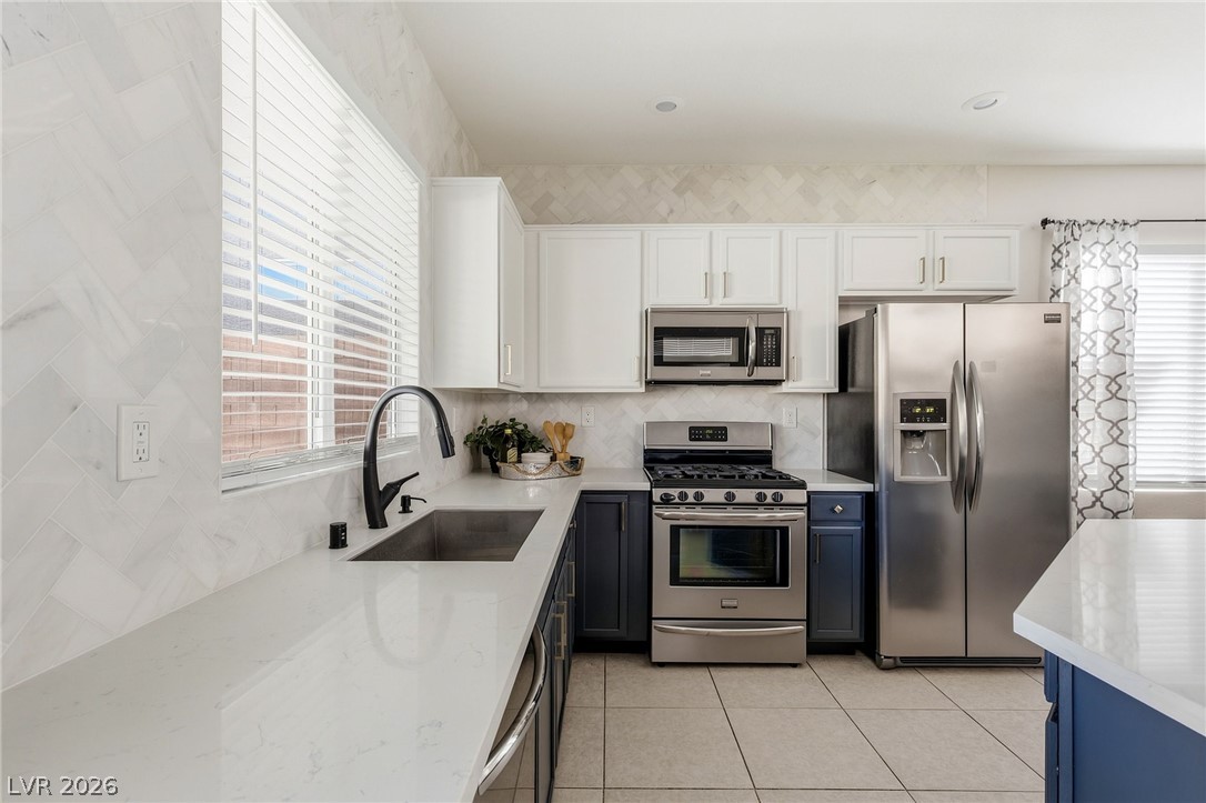 7062 Salt Marsh Court Property Photo 4