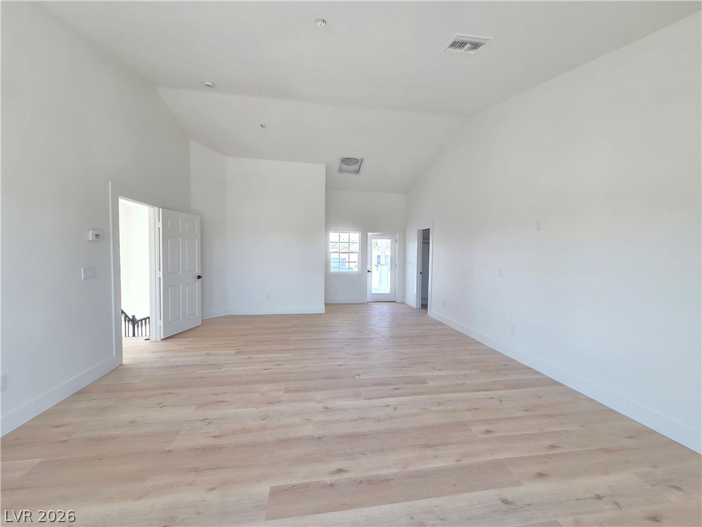 5724 North Grand Canyon Drive Property Photo 6