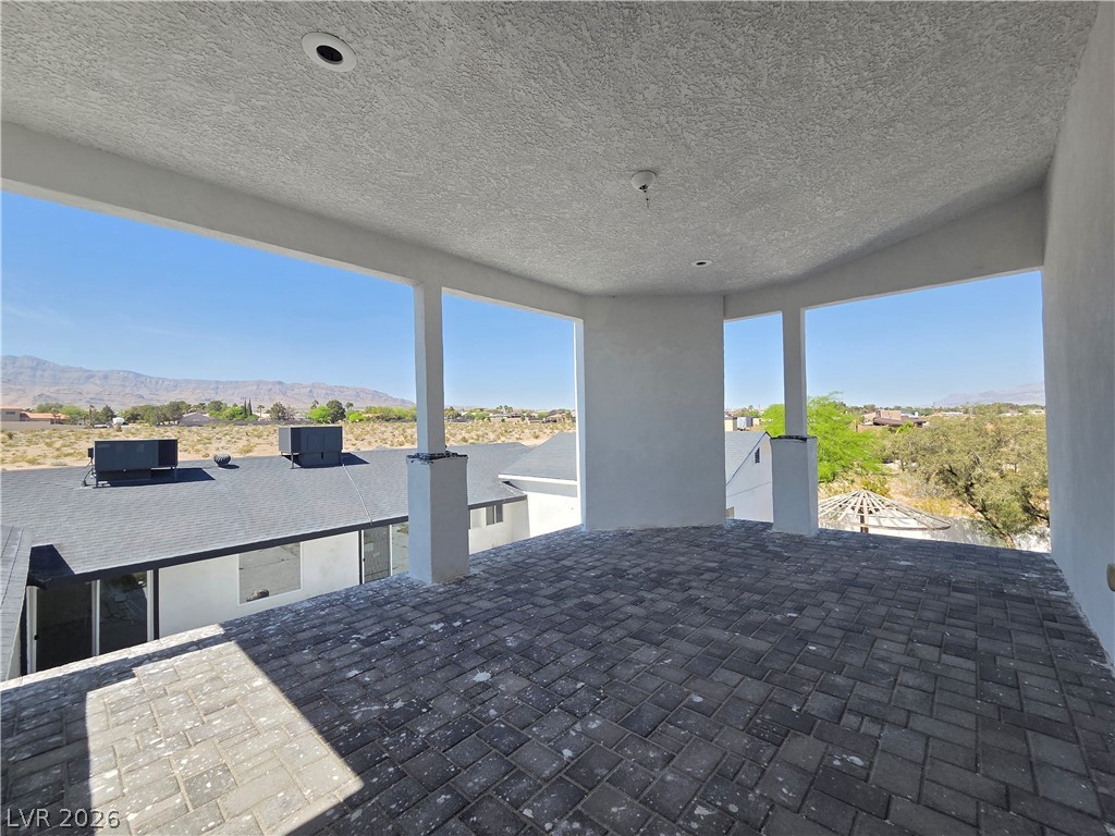 5724 North Grand Canyon Drive Property Photo 13