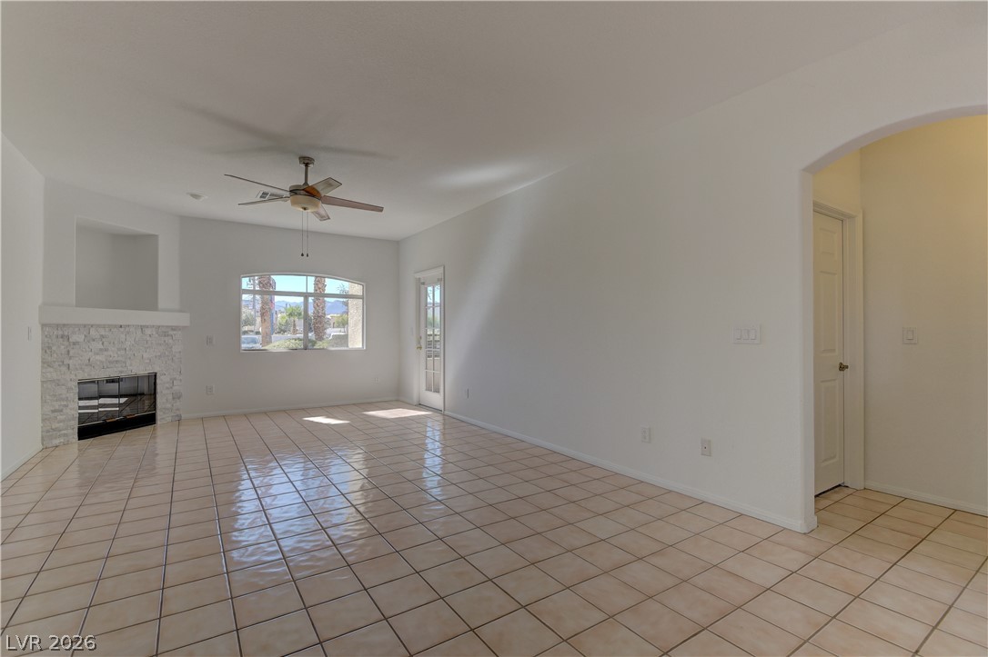 3320 South Fort Apache Road 128 Property Photo 5