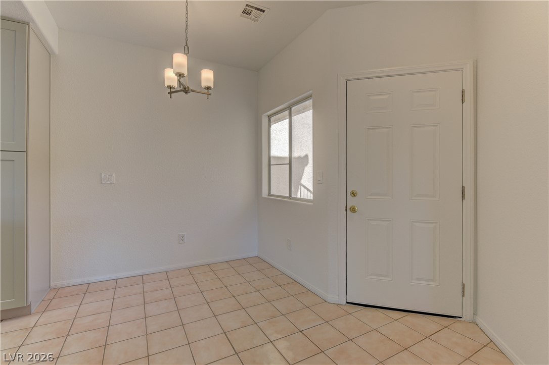 3320 South Fort Apache Road 128 Property Photo 8