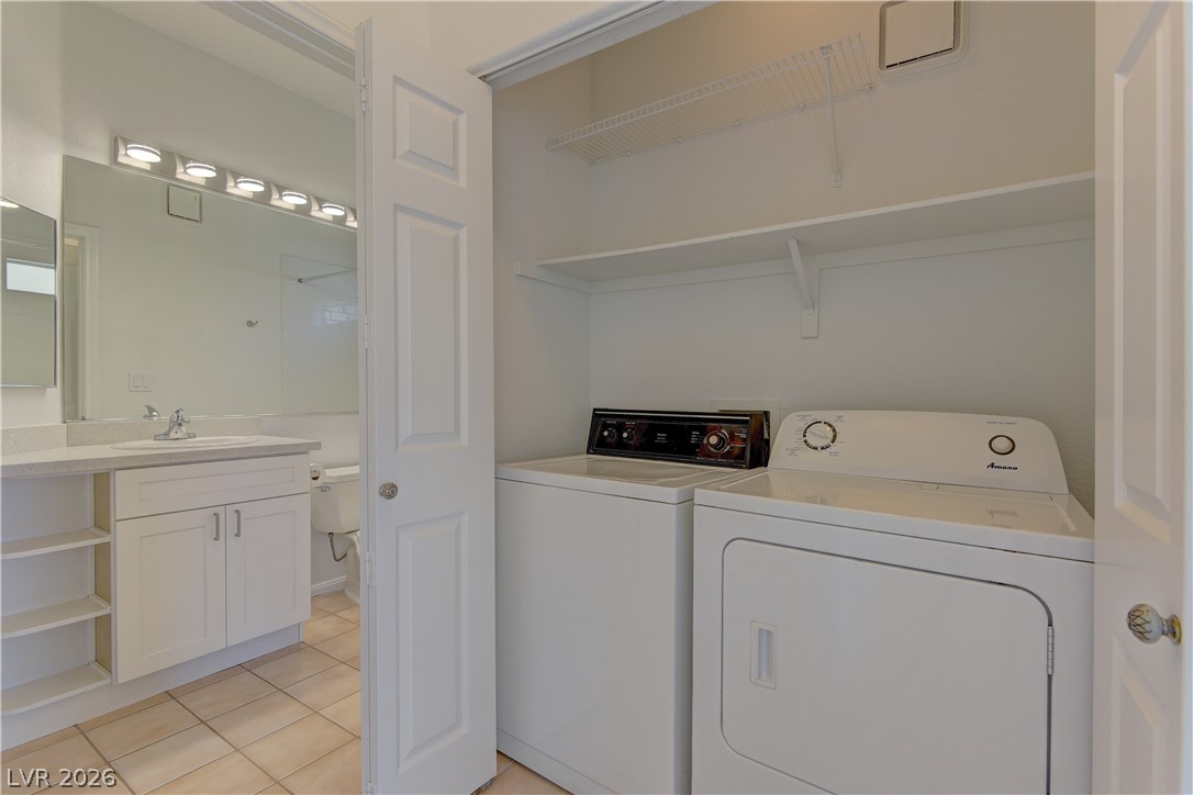 3320 South Fort Apache Road 128 Property Photo 18