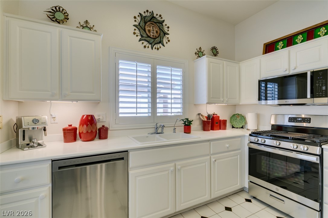 511 Winding Oak Court Property Photo 11