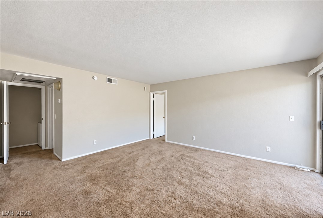 2961 Country Manor Lane 14 Property Photo 10