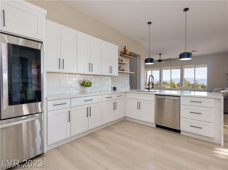 2024 Bay Tree Drive Property Photo 10