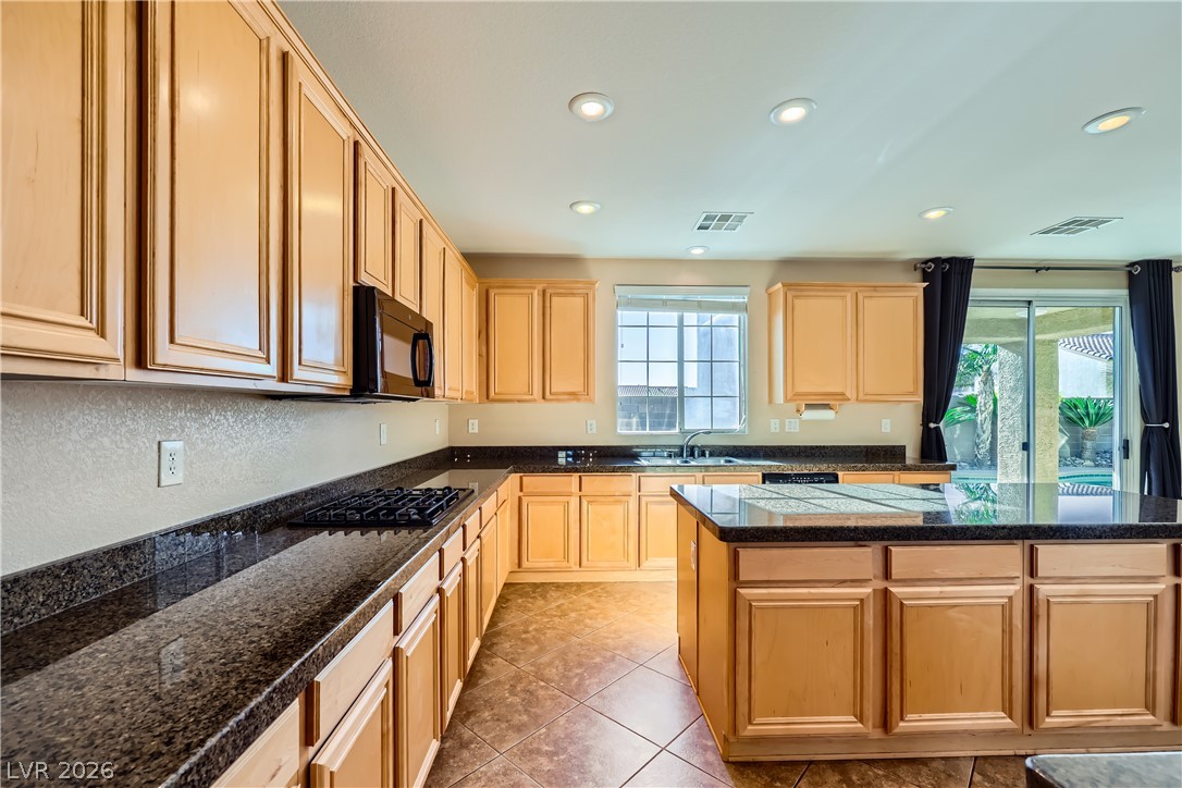 1178 Yellow Orchid Street Property Photo 8