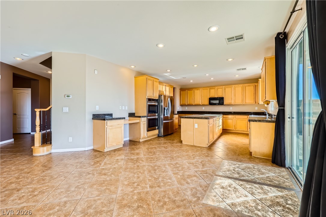 1178 Yellow Orchid Street Property Photo 11