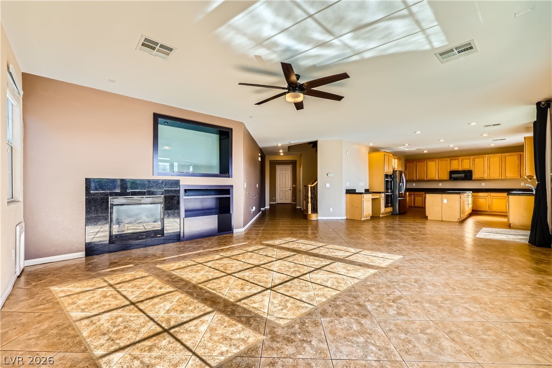 1178 Yellow Orchid Street Property Photo 12