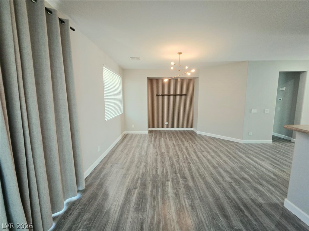 7252 Forest Village Avenue Property Photo 4
