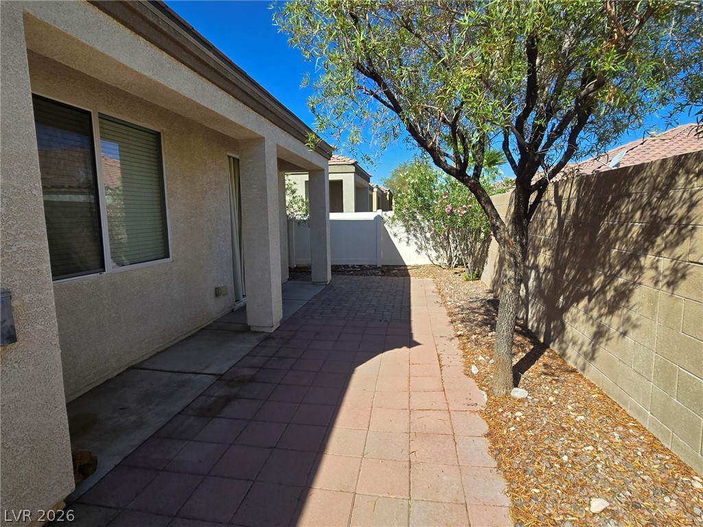 7252 Forest Village Avenue Property Photo 11