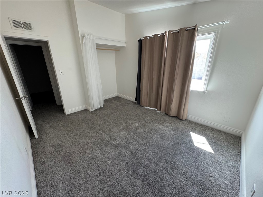 150 Metropolitan Drive Property Photo 11
