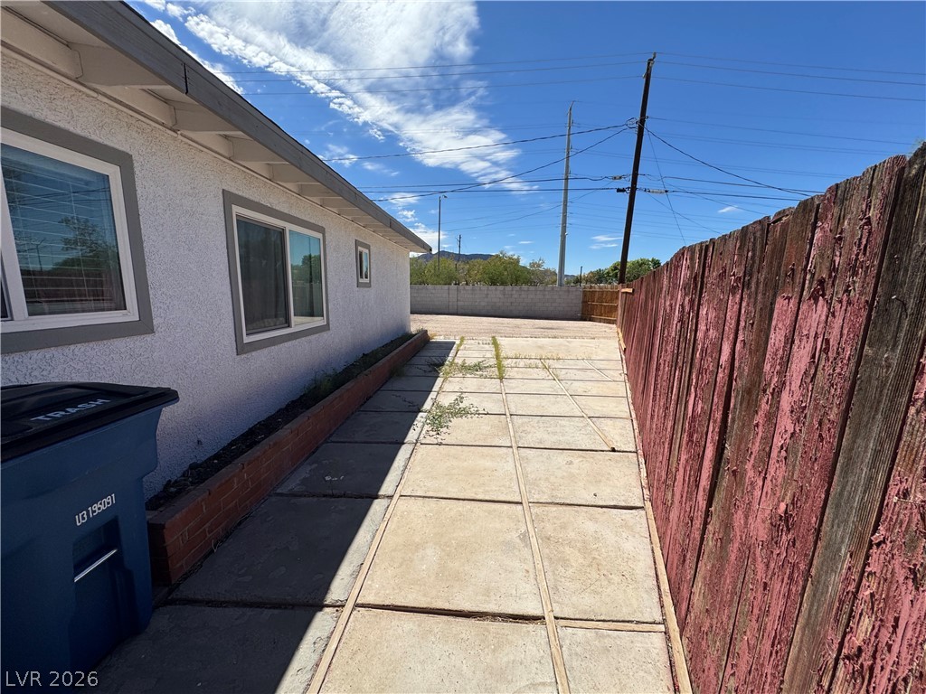 150 Metropolitan Drive Property Photo 16