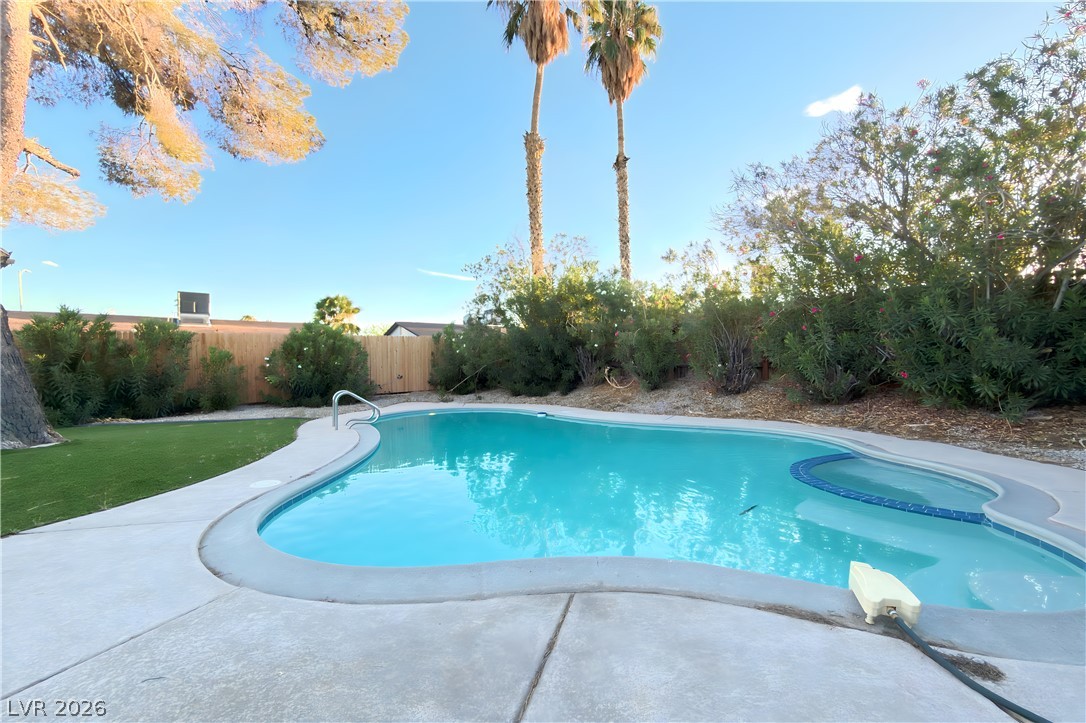 4331 Cicada Way Property Photo 2