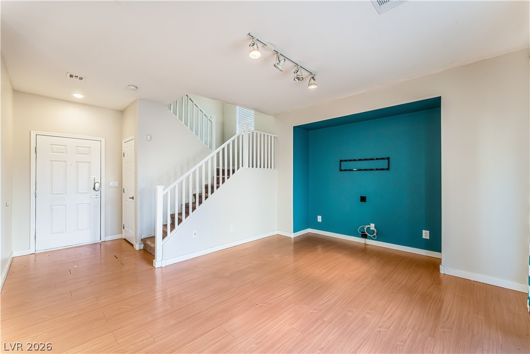 6335 Blushing Willow Street Property Photo 8