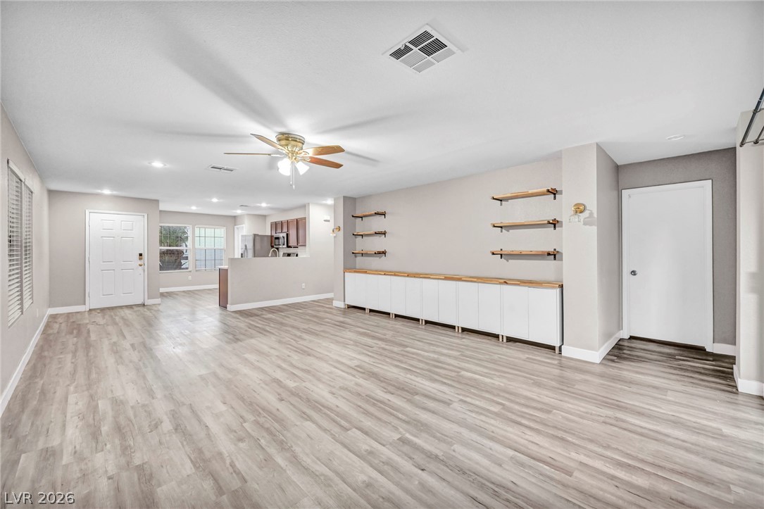 705 Salt Flats Circle Property Photo 8