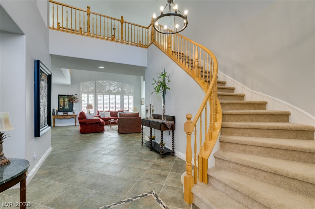 8909 Monte Oro Drive Property Photo 4