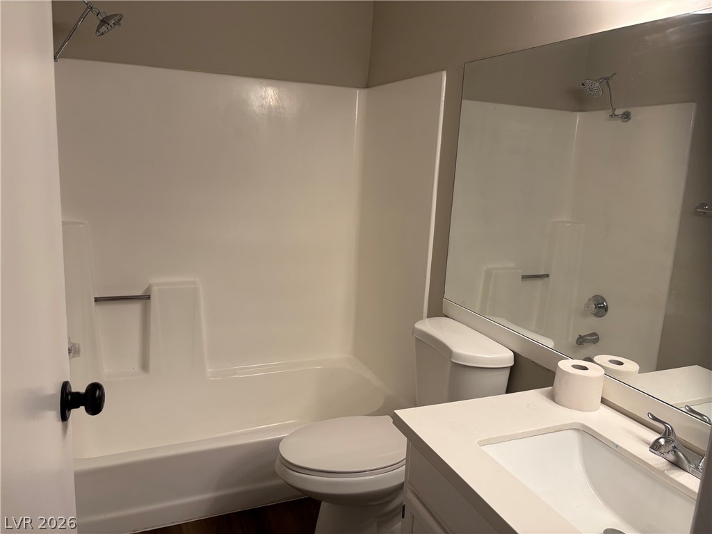 1381 East University Avenue 207 Property Photo 12