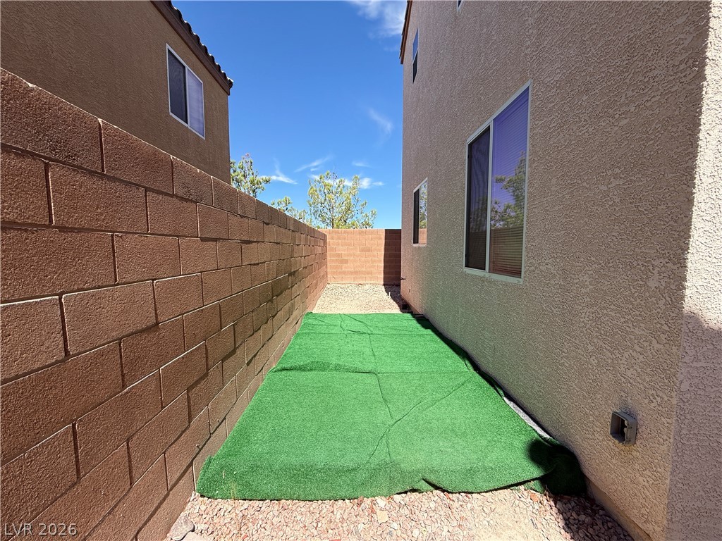 10143 Pleasant Village Place Property Photo 23
