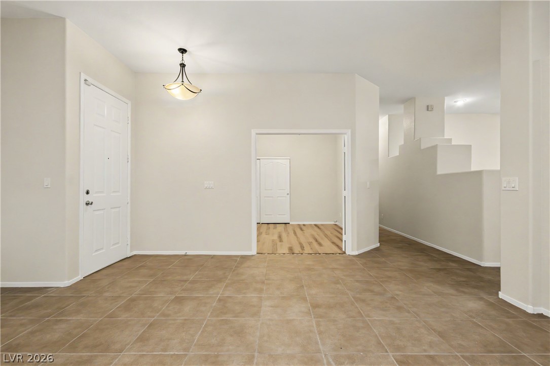 1578 Livingston Drive Property Photo 5