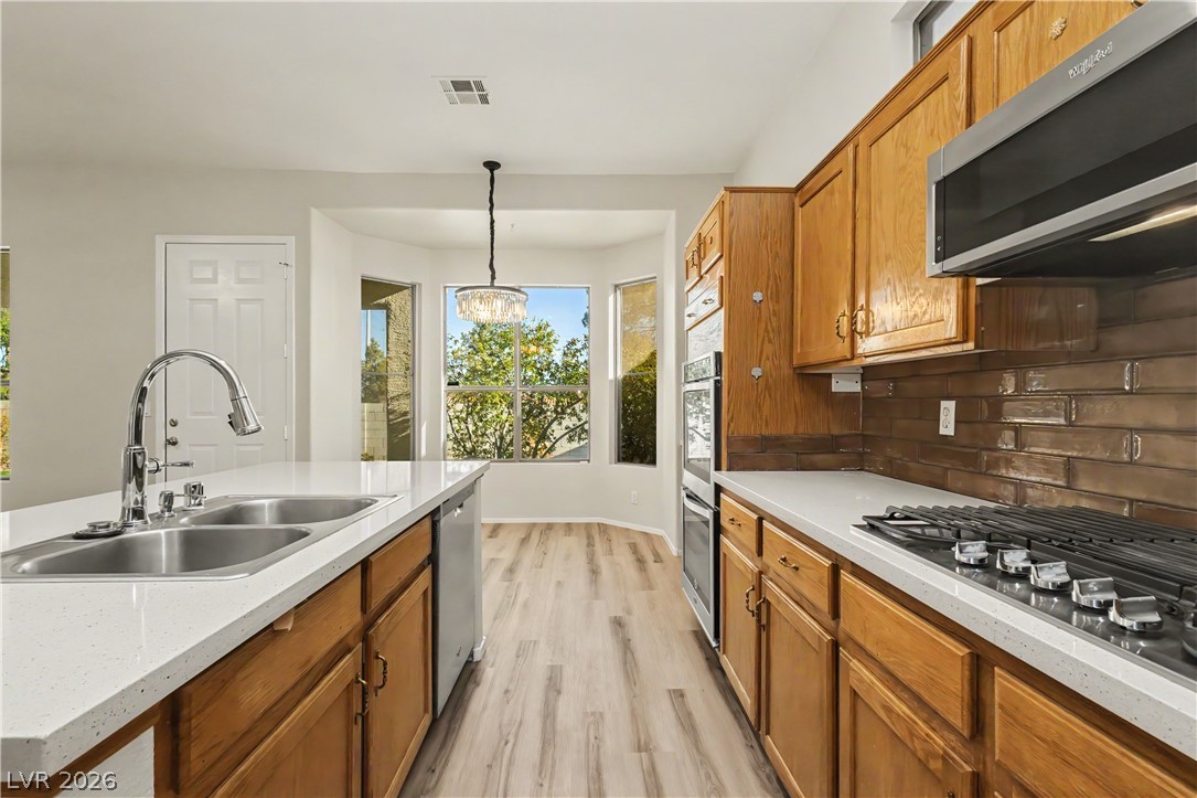 1578 Livingston Drive Property Photo 11