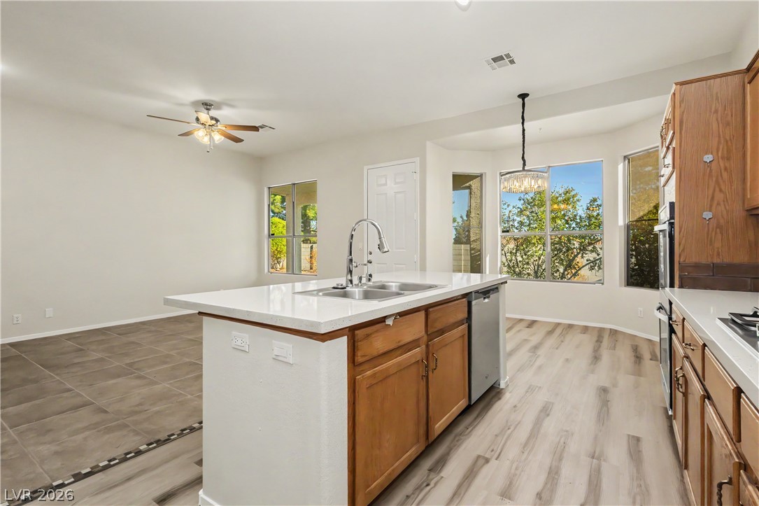 1578 Livingston Drive Property Photo 12