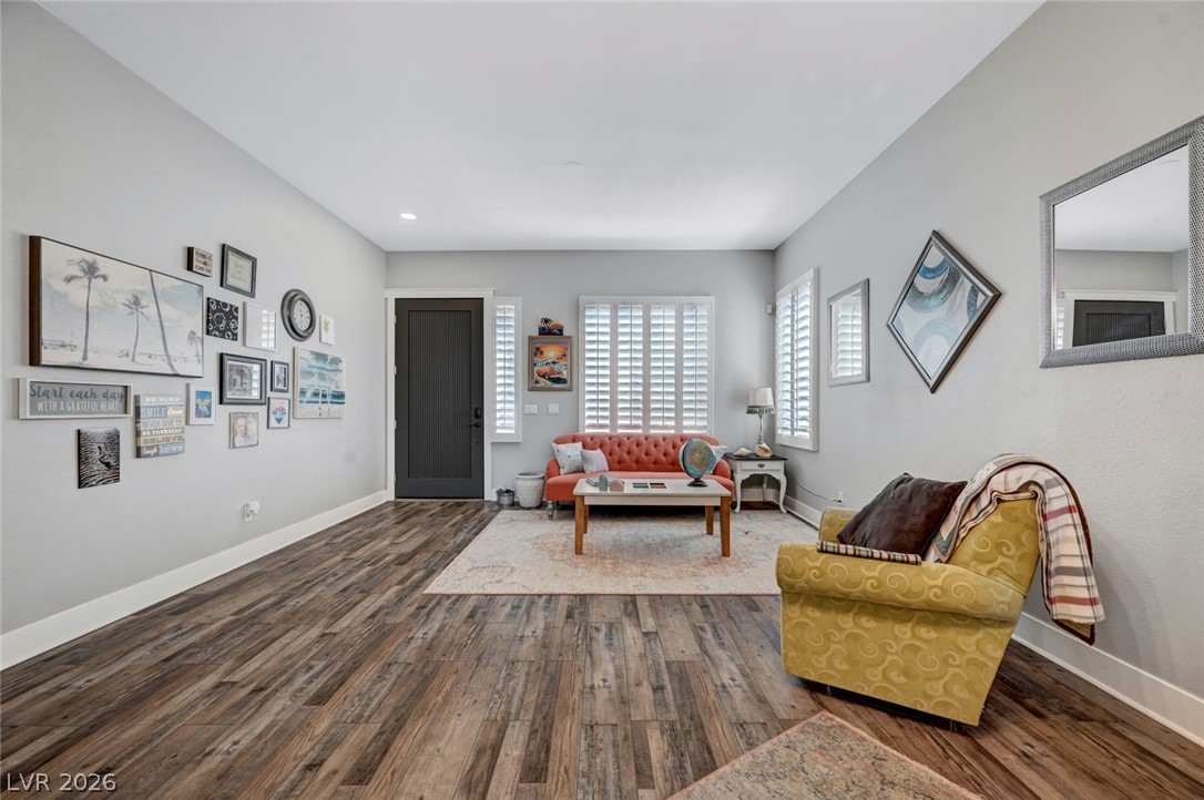 9508 Los Cotos Court Property Photo 16