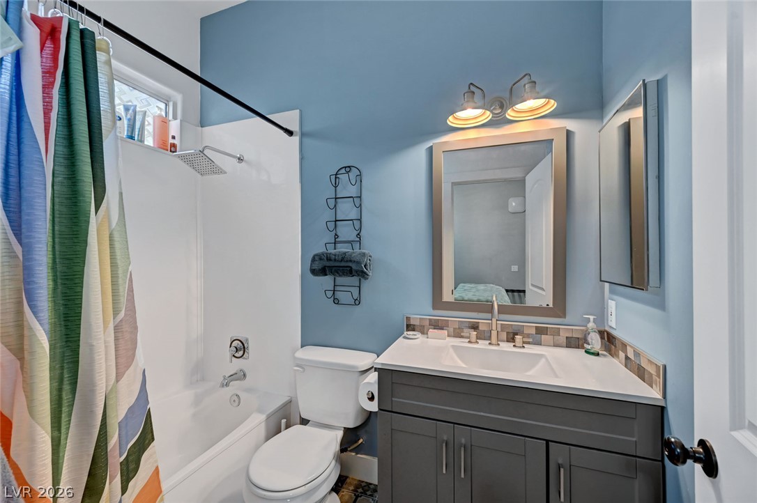 9508 Los Cotos Court Property Photo 44