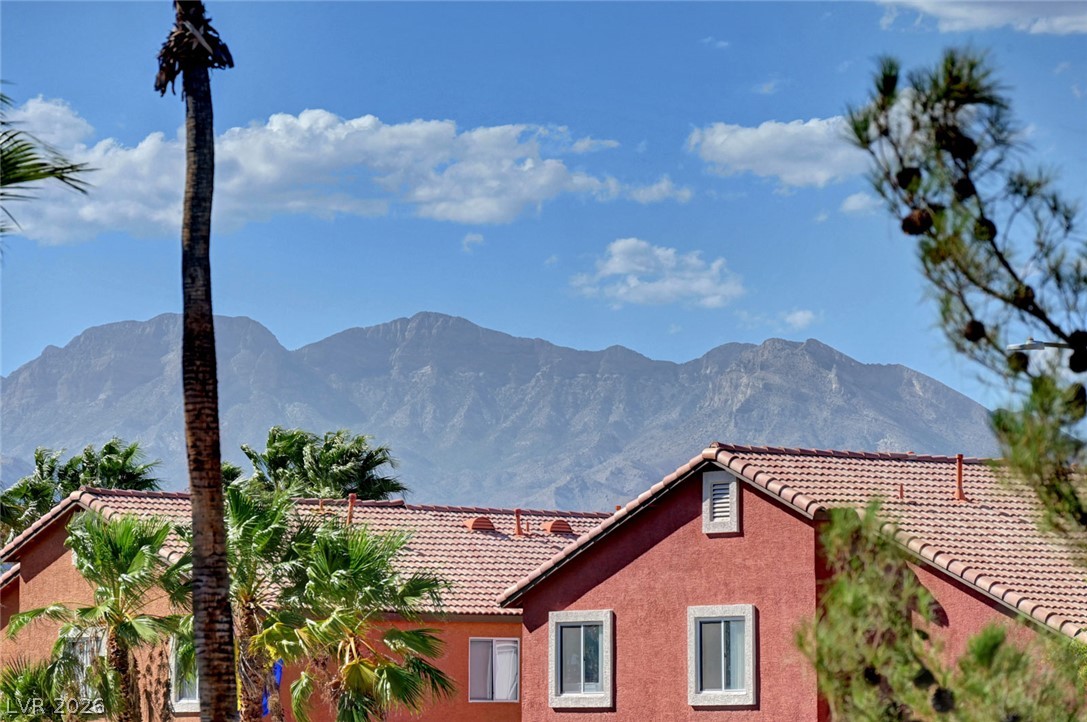9508 Los Cotos Court Property Photo 63