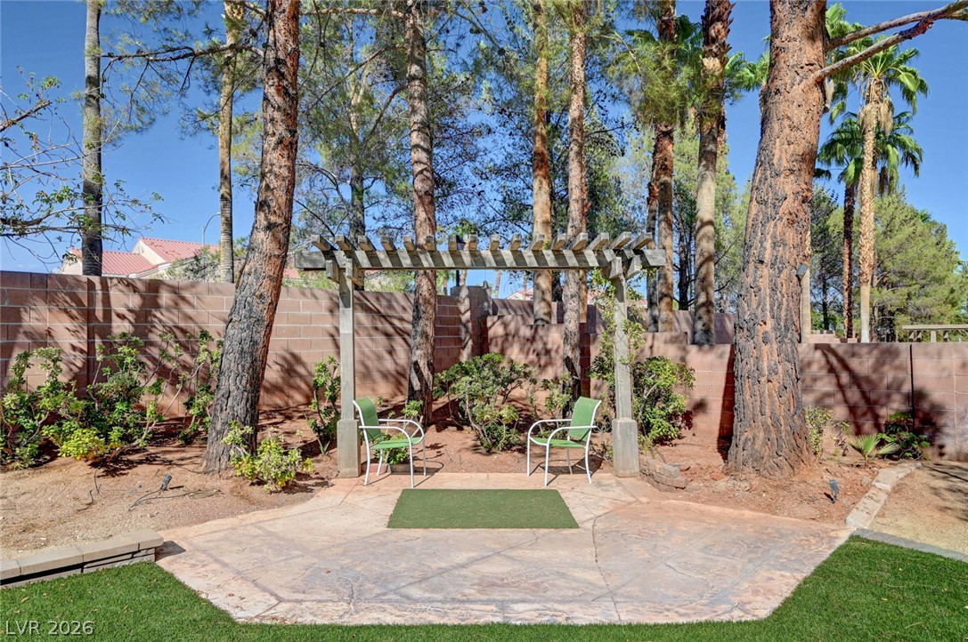 9508 Los Cotos Court Property Photo 71