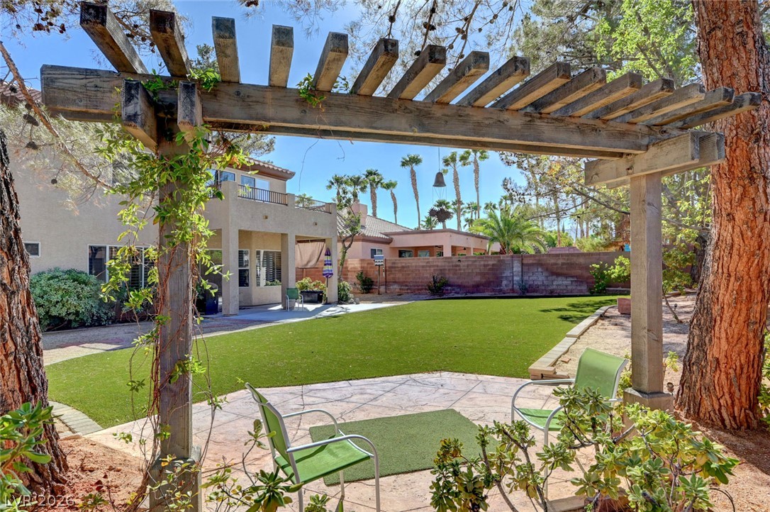 9508 Los Cotos Court Property Photo 73