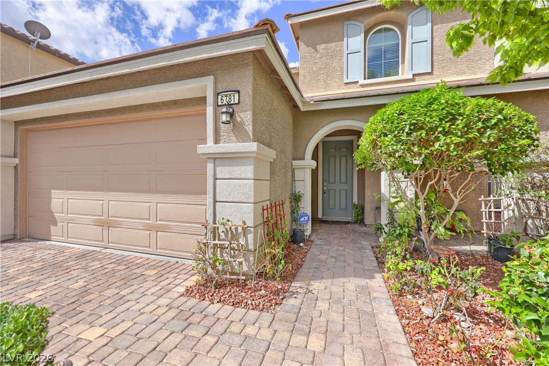 6781 Bristle Falls Street Property Photo 3