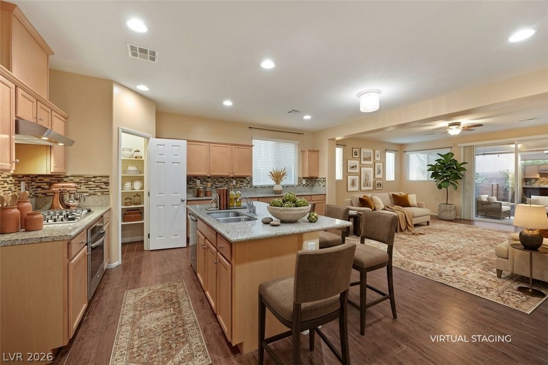 6781 Bristle Falls Street Property Photo 8