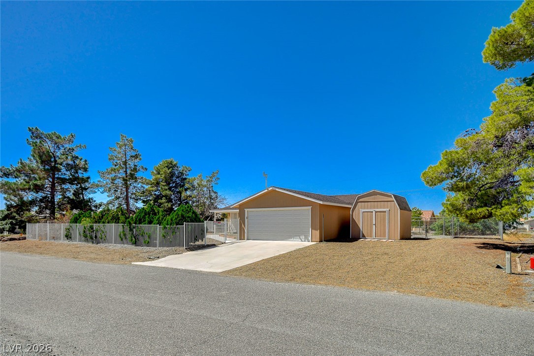 3160 South Fallwood Street Property Photo 2