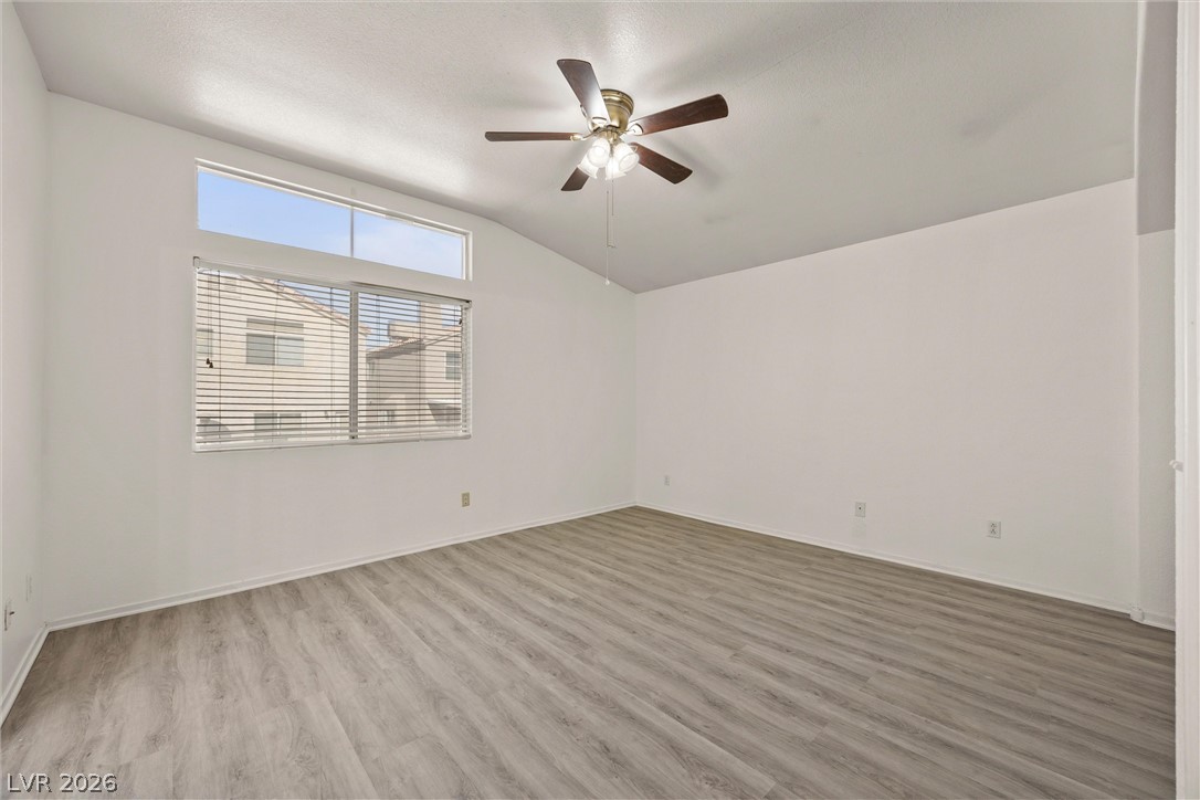 1717 Klamath Falls Way Property Photo 18
