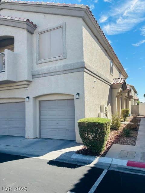 6068 Shyley Street 101 Property Photo 2