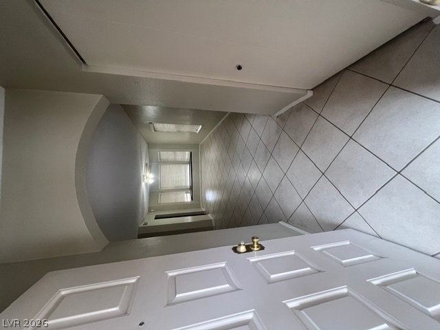 9112 Quiet Cove Way Property Photo 3