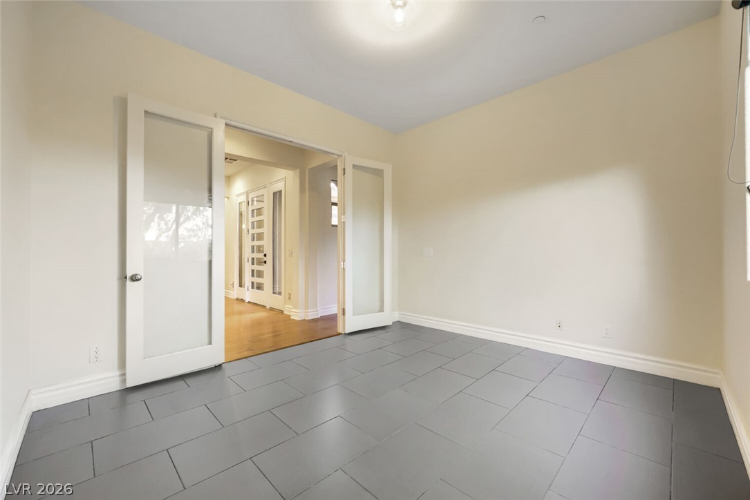 6 Lago Turchino Court Property Photo 17