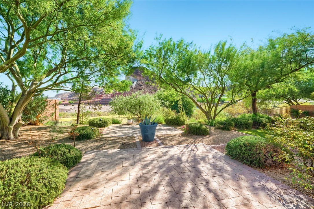 6 Lago Turchino Court Property Photo 41