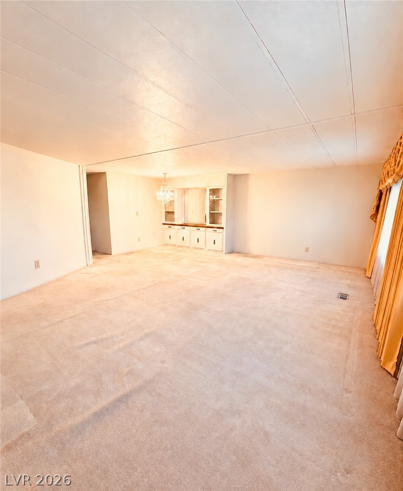 4556 Royal Ridge Way Property Photo 7