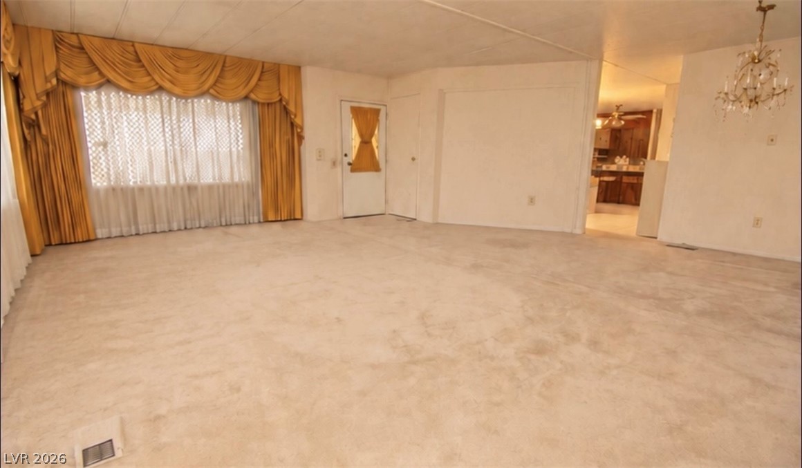 4556 Royal Ridge Way Property Photo 12